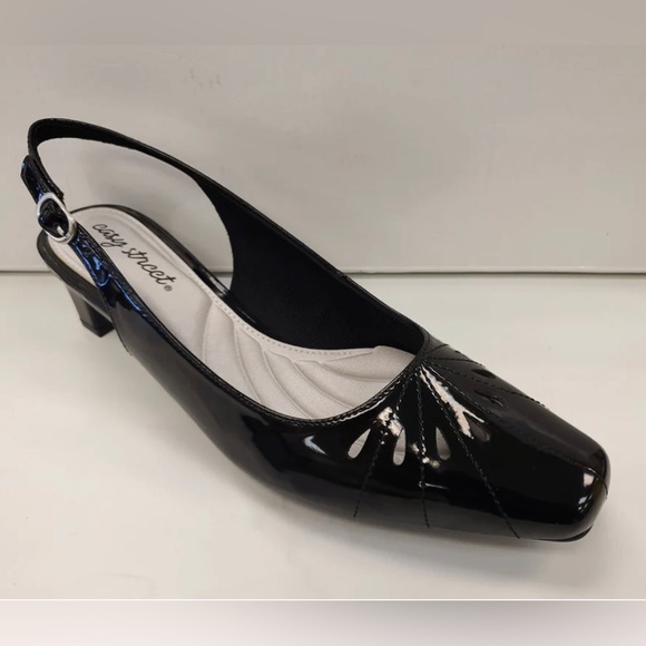 Women’s Dress Shoes Easy Street Catie Slingback Pumps Black Patent Size 7.5 - Picture 2 of 11